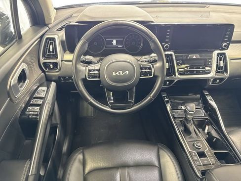 Used 2022 Kia Sorento SX FWD image 16