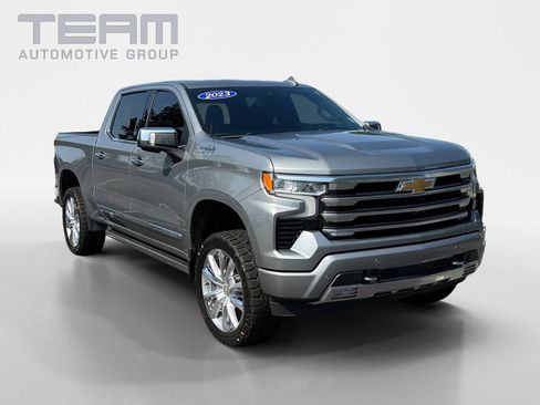 Used 2023 Chevrolet Silverado 1500 High Country w/ High Country Premium Package AWD/4WD image 1