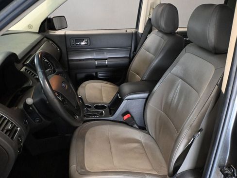 Used 2017 Ford Flex SEL w/ Equipment Group 202A FWD image 16