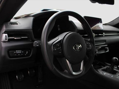 Certified 2025 Toyota Supra RWD image 26