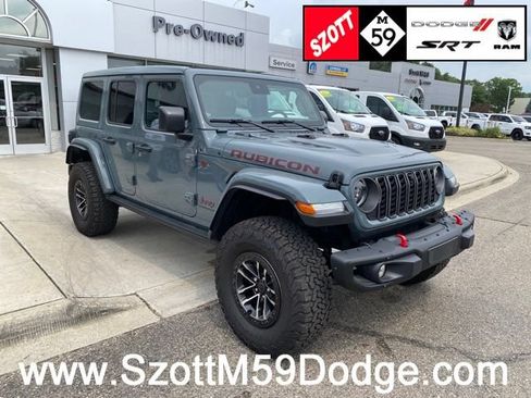 Used 2025 Jeep Wrangler Unlimited Rubicon AWD/4WD image 1
