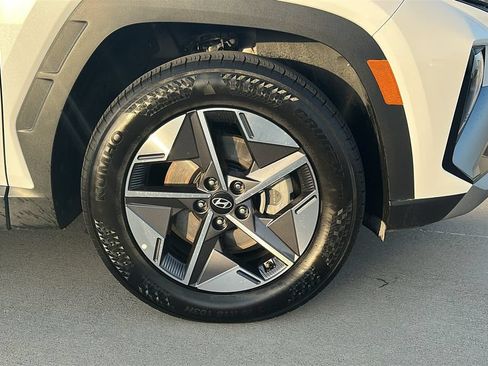 Used 2026 Hyundai Tucson SEL Plus FWD image 15