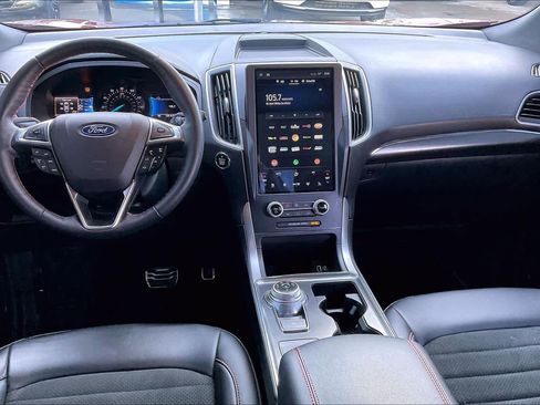 Used 2023 Ford Edge ST-Line image 14