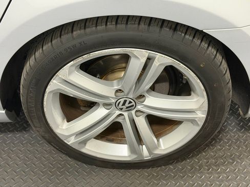 Used 2015 Volkswagen CC R-Line image 20