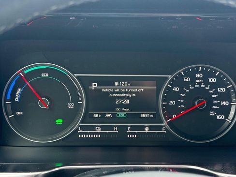 Used 2024 Kia Sorento EX image 25