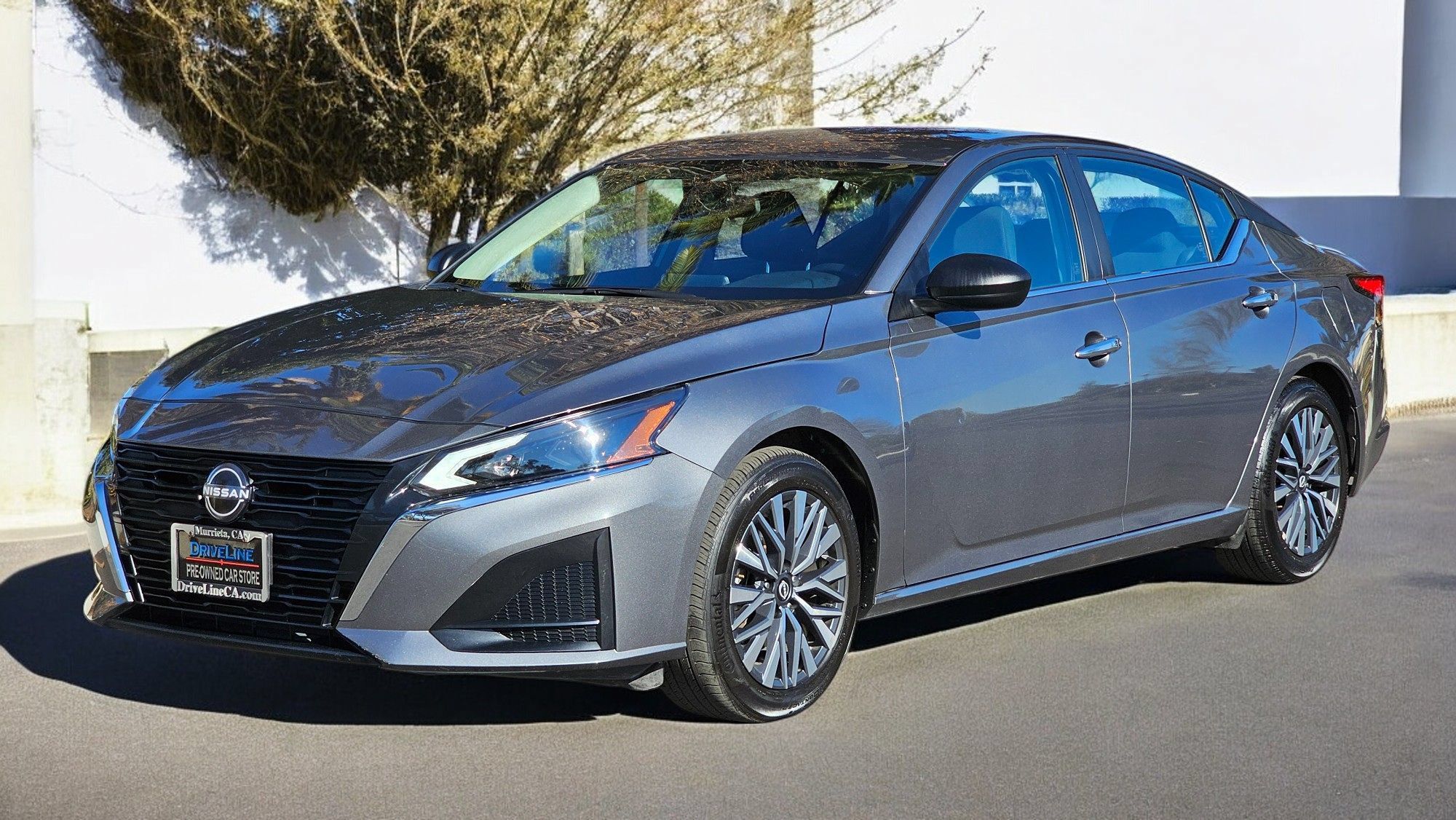 Used 2024 Nissan Altima 2.5 SV FWD image 5