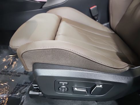 New 2026 BMW X3 xDrive30 w/ Convenience Package image 30