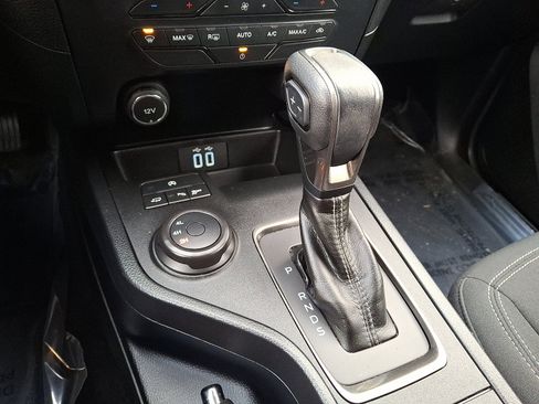 Certified 2019 Ford Ranger XLT w/ Equipment Group 301A Mid image 14