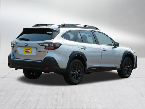 Used 2024 Subaru Outback Onyx Edition AWD/4WD image 7