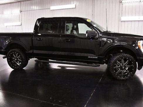 Used 2022 Ford F150 XLT w/ Equipment Group 302A High AWD/4WD image 8