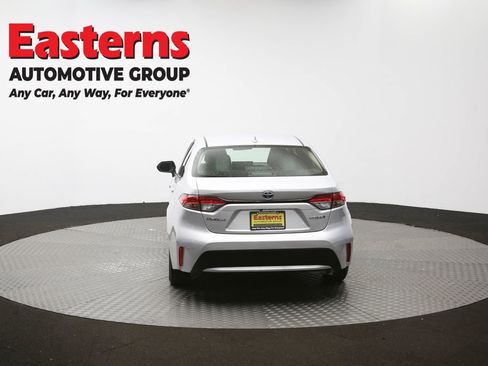 Used 2021 Toyota Corolla LE w/ Carpet Mat Package (TMS) image 65