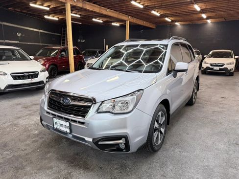 Used 2018 Subaru Forester 2.5i Premium AWD/4WD image 5