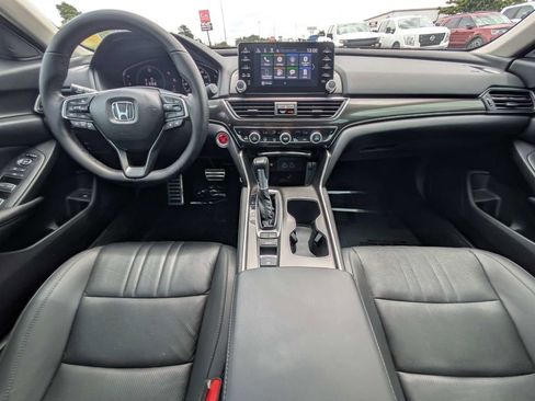 Used 2020 Honda Accord Sport image 14
