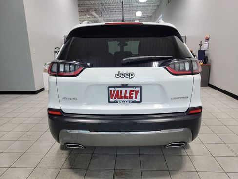 Used 2019 Jeep Cherokee Limited image 5