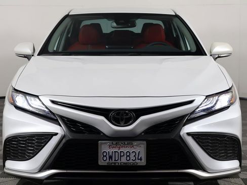 Used 2021 Toyota Camry XSE image 2