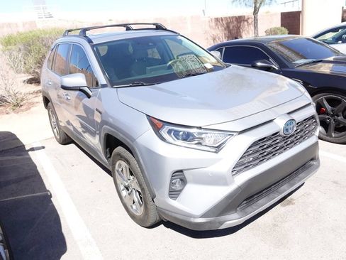 Used 2020 Toyota RAV4 Limited w/ Limited Grade Weather Package AWD/4WD image 2