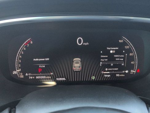 Used 2025 Acura MDX SH-AWD w/ Technology Package image 15