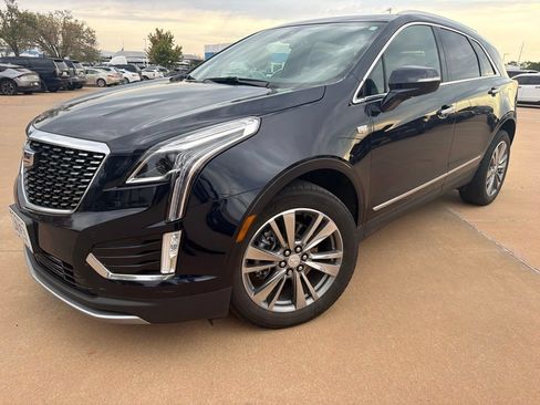 Used 2021 Cadillac XT5 Premium Luxury AWD/4WD image 1