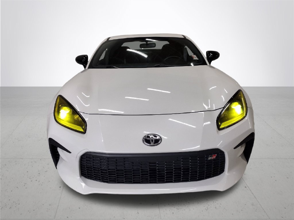 Used 2023 Toyota GR86 Premium w/ ALL Weather Mat Package (TMS) RWD image 3