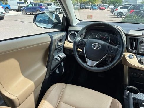 Used 2013 Toyota RAV4 Limited AWD/4WD image 17