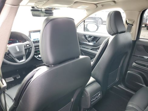 New 2026 Lincoln Corsair Premiere image 26