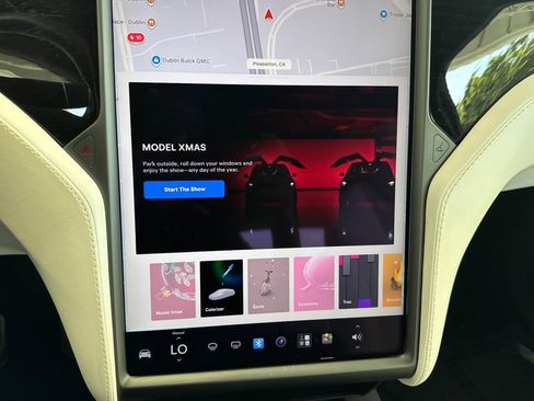 Used 2018 Tesla Model X 75D AWD/4WD image 39