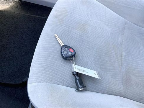 Used 2011 Toyota Corolla LE FWD image 13