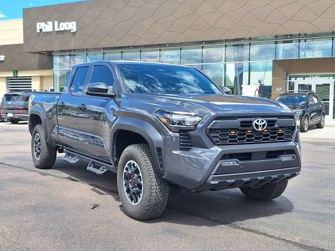 Used 2025 Toyota Tacoma TRD Off-Road w/ TRD Off Road Upgrade Package AWD/4WD image 1
