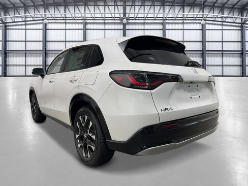 New 2026 Honda HR-V EX-L image 3