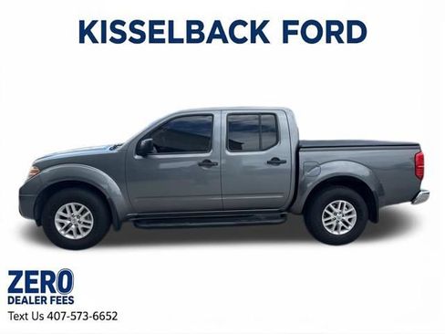 Used 2017 Nissan Frontier SV w/ SV Value Truck Package AWD/4WD image 7