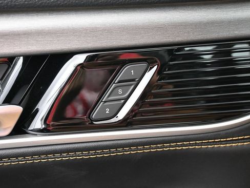 New 2026 Jeep Grand Wagoneer 4WD image 26