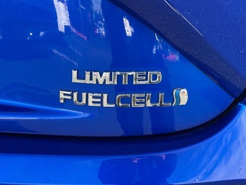 Certified 2021 Toyota Mirai image 13