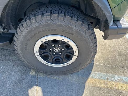 Used 2023 Ford Bronco Outer Banks image 21