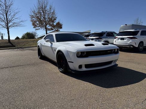 Used 2021 Dodge Challenger SRT Hellcat Redeye image 8