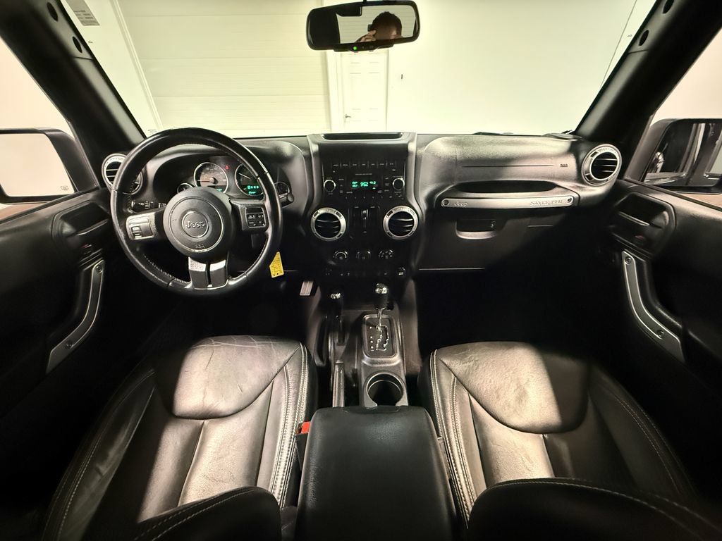 Used 2018 Jeep Wrangler Unlimited Sahara AWD/4WD image 70