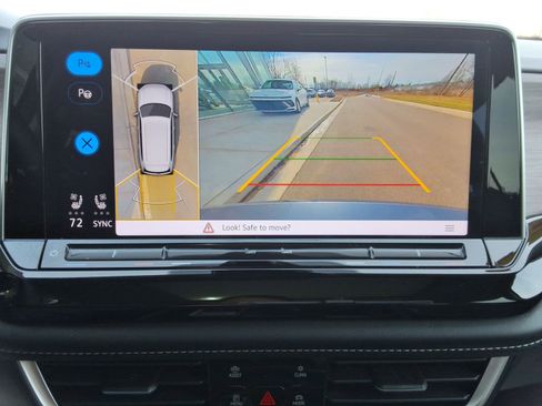 Used 2024 Volkswagen Atlas SEL Premium R-Line image 15