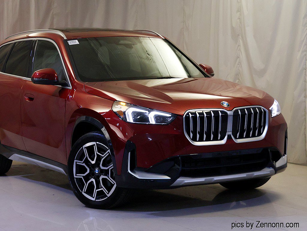Certified 2026 BMW X1 xDrive28i AWD/4WD image 2