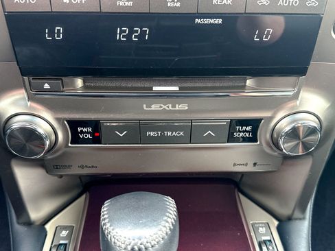 Used 2018 Lexus GX 460 Premium w/ Premium Package AWD/4WD image 34