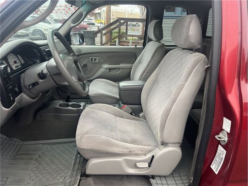Used 2002 Toyota Tacoma PreRunner image 12