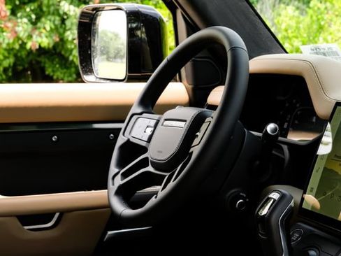 New 2026 Land Rover Defender 110 X AWD/4WD image 20