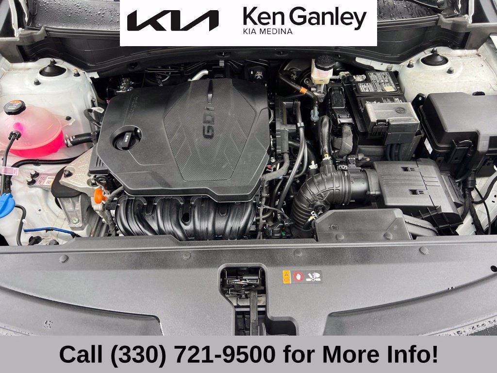 Certified 2026 Kia Sportage EX FWD image 60