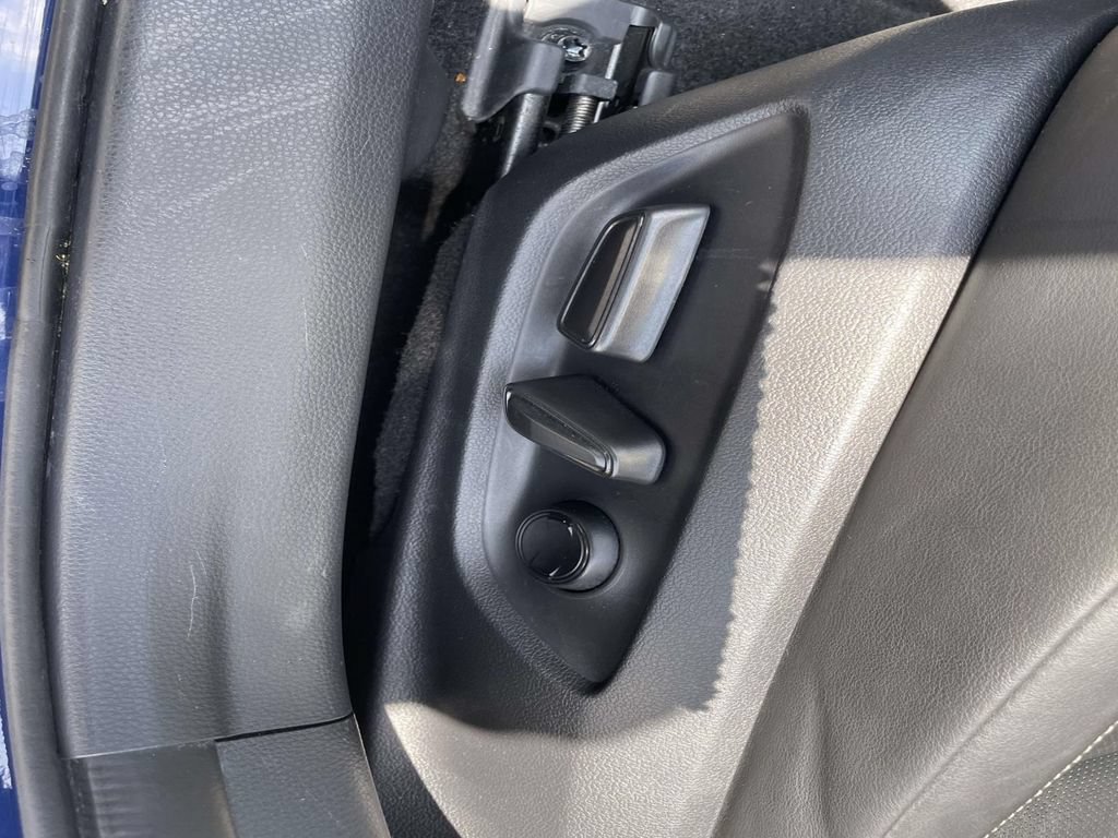 Used 2024 Toyota Prius XLE FWD image 29