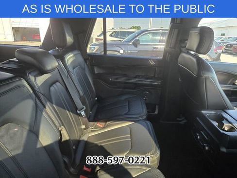 Used 2018 Ford Expedition Limited AWD/4WD image 11