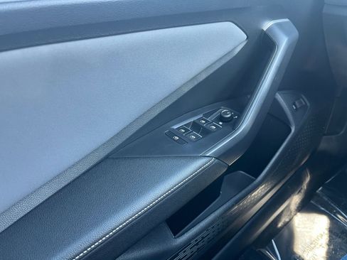 Used 2025 Volkswagen Jetta SE image 18