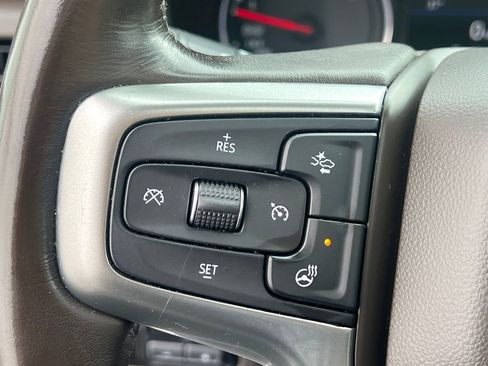 Used 2021 Chevrolet Tahoe Z71 w/ Z71 Signature Package image 31