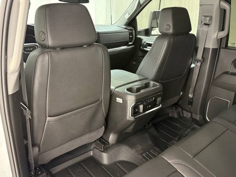 Used 2025 GMC Sierra 2500 SLT w/ SLT Premium Package AWD/4WD image 47