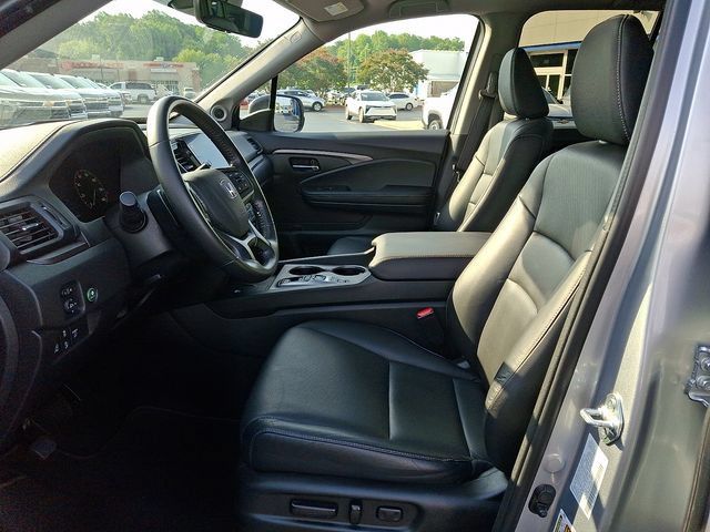 Used 2025 Honda Ridgeline RTL image 13