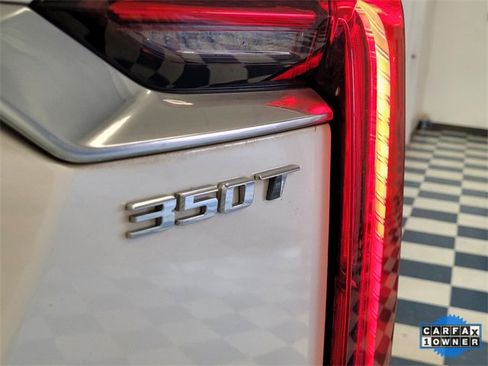 Used 2023 Cadillac XT6 Luxury image 7