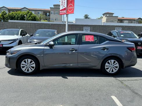 Used 2025 Nissan Altima 2.5 S FWD image 34