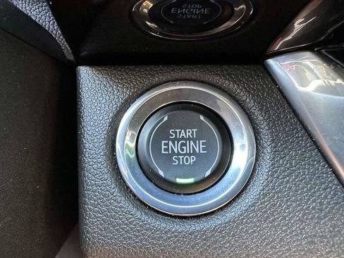 Used 2024 Buick Envista Sport Touring w/ Convenience II Package image 29